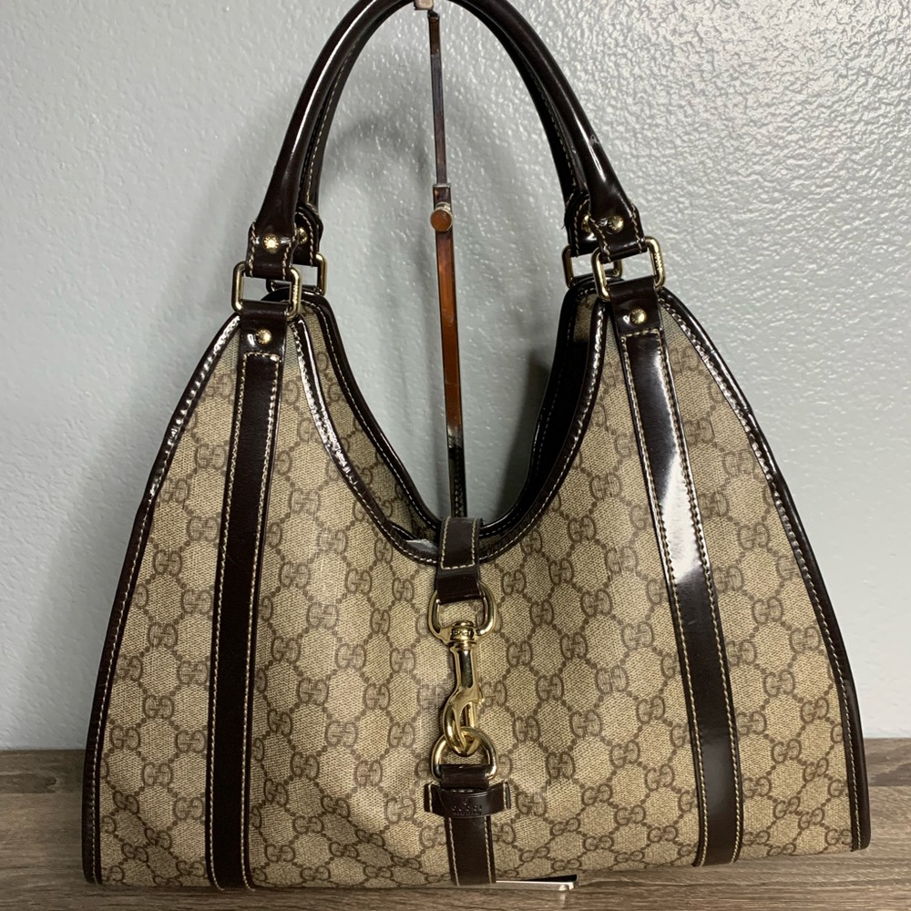 ❤️❤️Sold❤️❤️Gucci mono Pvc leather hobo bag - Picture 1 of 12